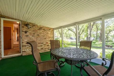 507 Knollwood Drive NW Willmar MN 56201
