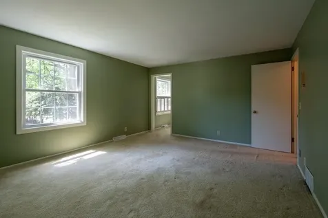 507 Knollwood Drive NW Willmar MN 56201