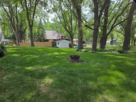 507 Knollwood Drive NW Willmar MN 56201