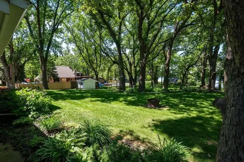 507 Knollwood Drive NW Willmar MN 56201