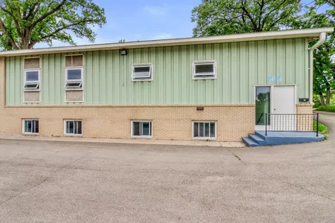 522 Main Street W Detroit Lakes MN 56501