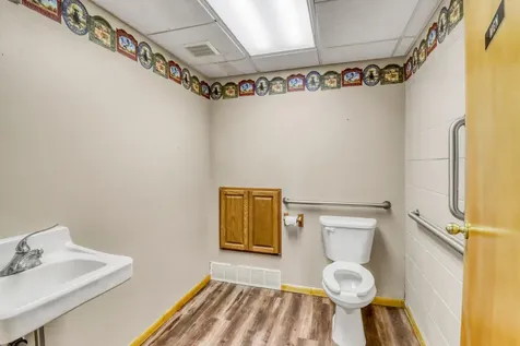 522 Main Street W Detroit Lakes MN 56501