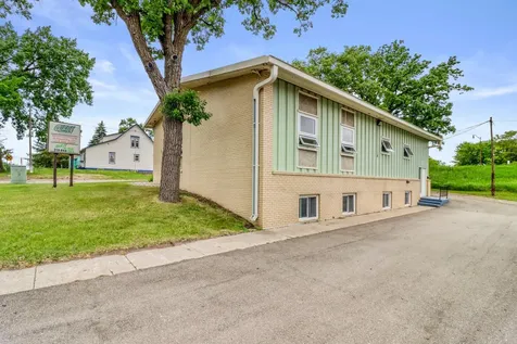 522 Main Street W Detroit Lakes MN 56501