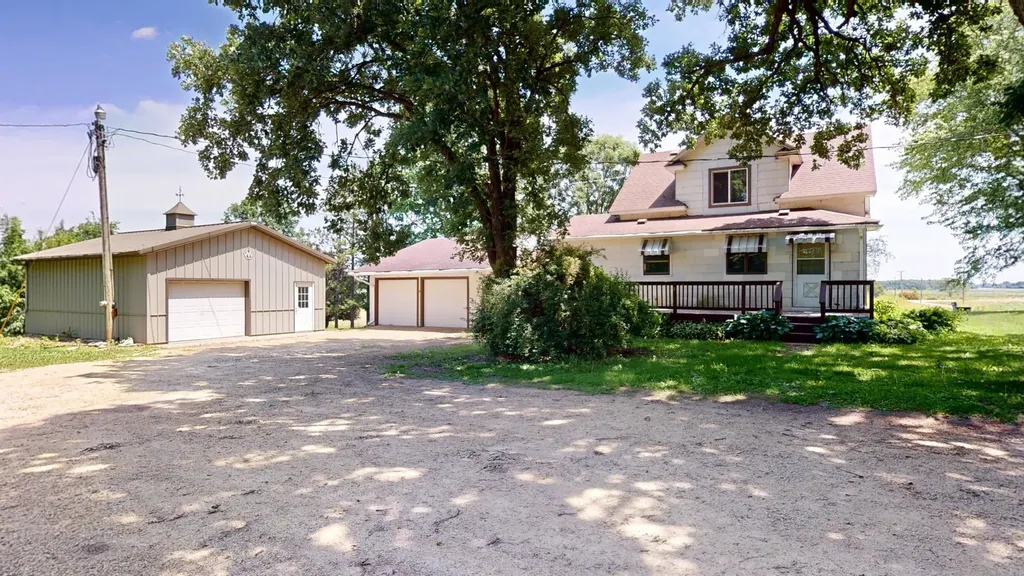 28989 780th Avenue Clarks Grove MN 56016