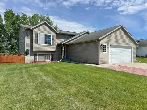 311 Cardinal Place Audubon MN 56511