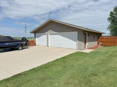 311 Cardinal Place Audubon MN 56511