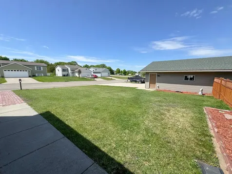 311 Cardinal Place Audubon MN 56511