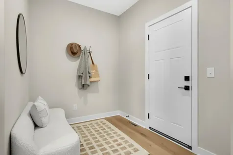 2164 Eustis Roseville MN 55113