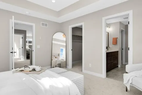 2164 Eustis Roseville MN 55113
