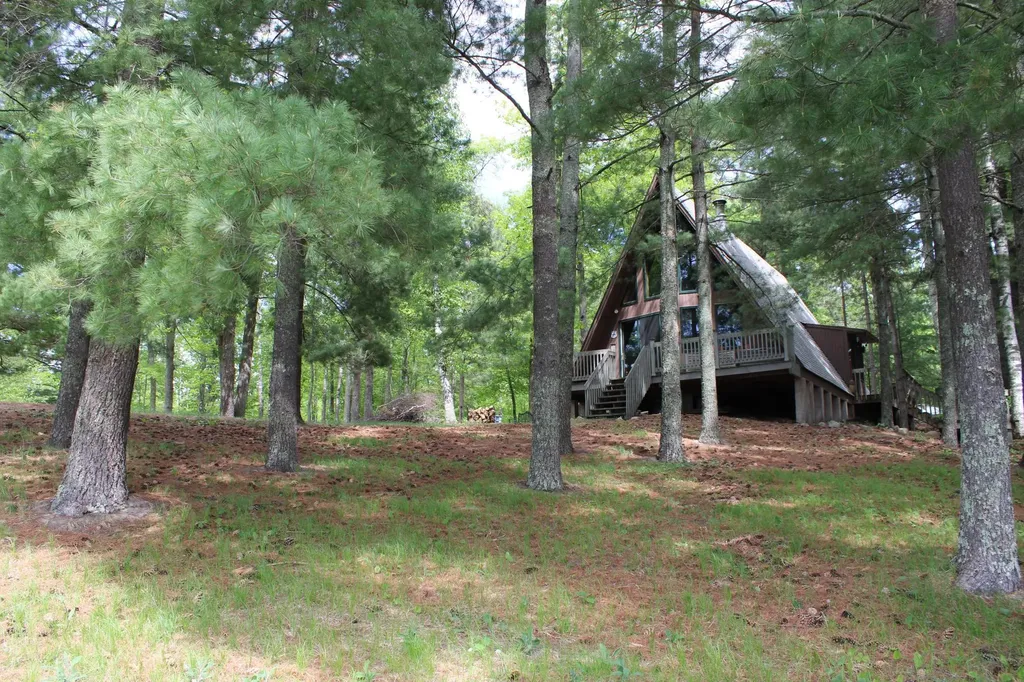 3903 Poquet Drive NW Hackensack MN 56452