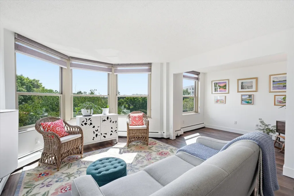 1425 W 28th Street Minneapolis MN 55408