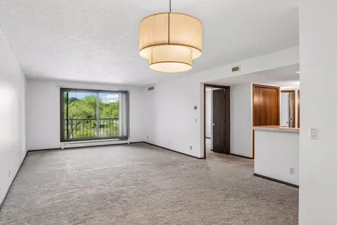 4710 58th Avenue N Crystal MN 55429