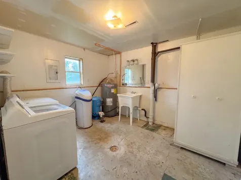21093 370th Street Erhard MN 56534