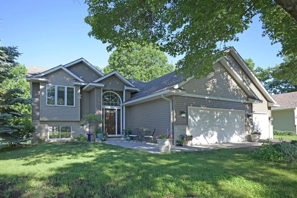 3729 Tower Pond Drive Anoka MN 55303
