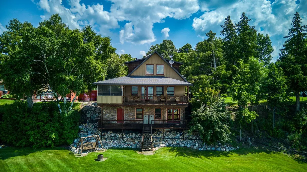 18882 N Blackduck Lake Road NE Hines MN 56647
