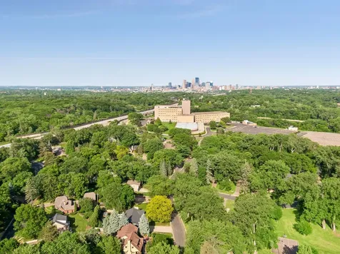 1435 Tyrol Trail Golden Valley MN 55416