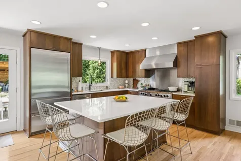 1435 Tyrol Trail Golden Valley MN 55416