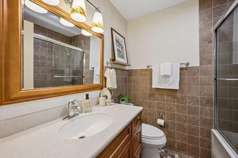 18025 28th Avenue N Plymouth MN 55447