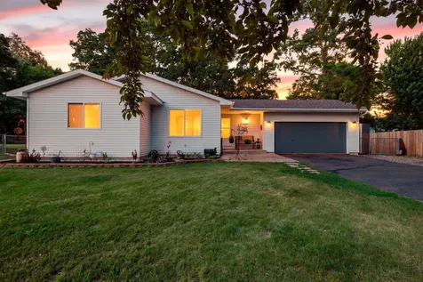 23284 Woodbine Street NW Saint Francis MN 55070