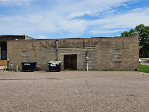 140 S First Avenue Sleepy Eye MN 56085