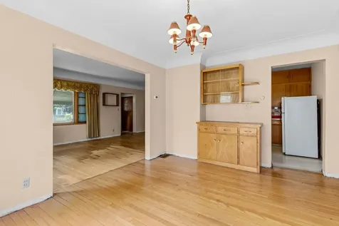 890 26th Avenue SE Minneapolis MN 55414