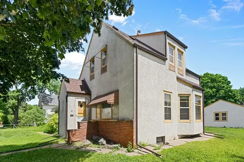 890 26th Avenue SE Minneapolis MN 55414
