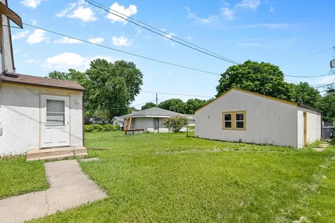 890 26th Avenue SE Minneapolis MN 55414