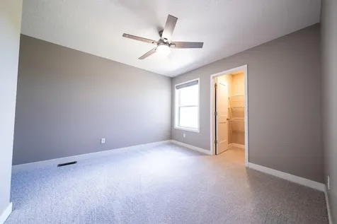 18335 Glassner Way Lakeville MN 55044