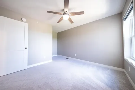 18335 Glassner Way Lakeville MN 55044