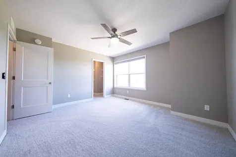 18335 Glassner Way Lakeville MN 55044