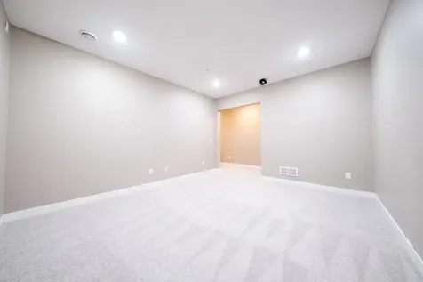 18335 Glassner Way Lakeville MN 55044