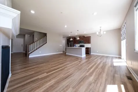 18335 Glassner Way Lakeville MN 55044
