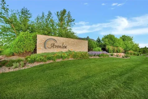 18335 Glassner Way Lakeville MN 55044