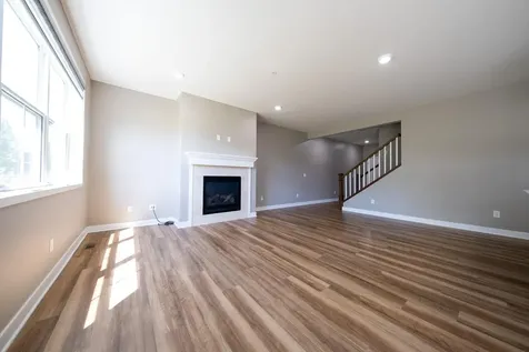 18335 Glassner Way Lakeville MN 55044