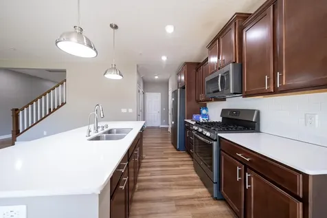 18335 Glassner Way Lakeville MN 55044