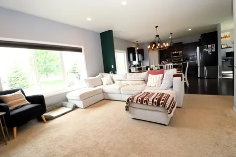 19247 Hilldale Avenue Lakeville MN 55044