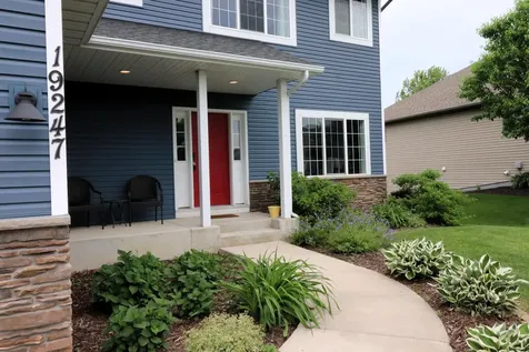 19247 Hilldale Avenue Lakeville MN 55044