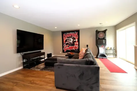19247 Hilldale Avenue Lakeville MN 55044