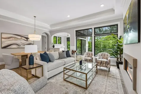 270 Wayzata Boulevard E Wayzata MN 55391