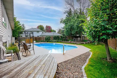 915 Ferndale Street S Maplewood MN 55119