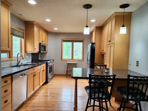 915 Ferndale Street S Maplewood MN 55119