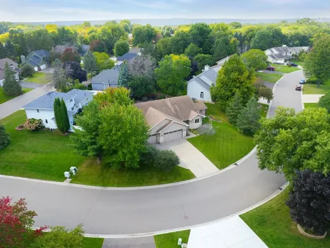 915 Ferndale Street S Maplewood MN 55119