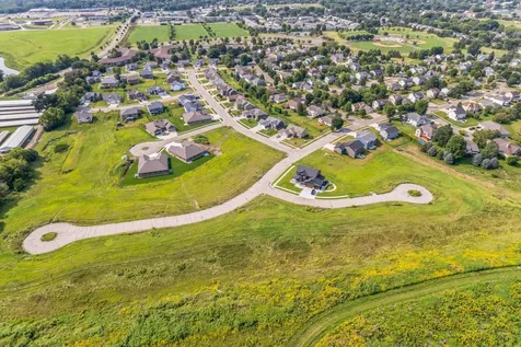 843 Londonderry Lane NW Rochester MN 55901