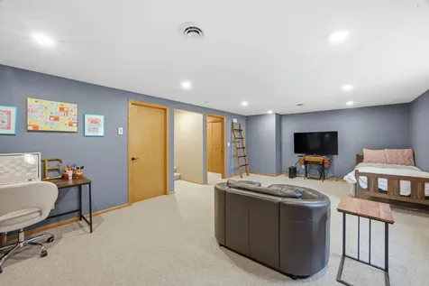 2901 32nd Street S Fargo ND 58103