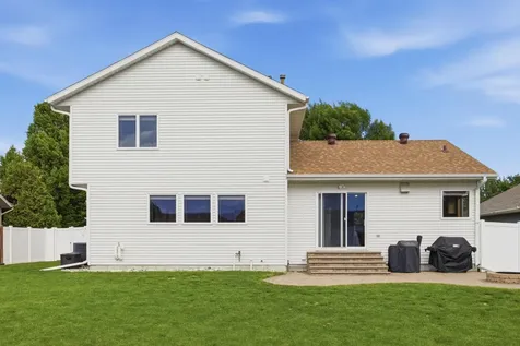 2901 32nd Street S Fargo ND 58103