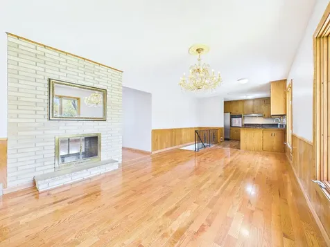 5212 W 70th Street Edina MN 55439