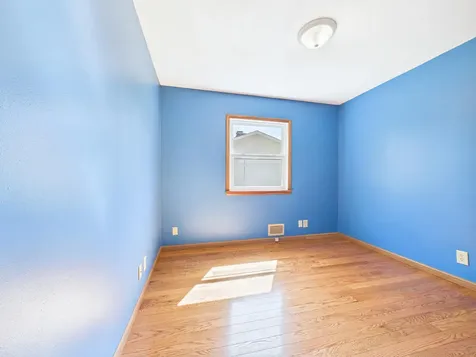 5212 W 70th Street Edina MN 55439