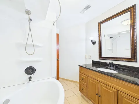 5212 W 70th Street Edina MN 55439
