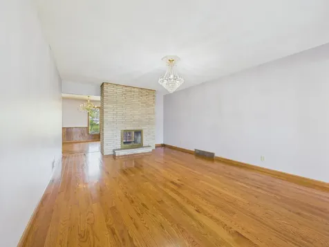 5212 W 70th Street Edina MN 55439