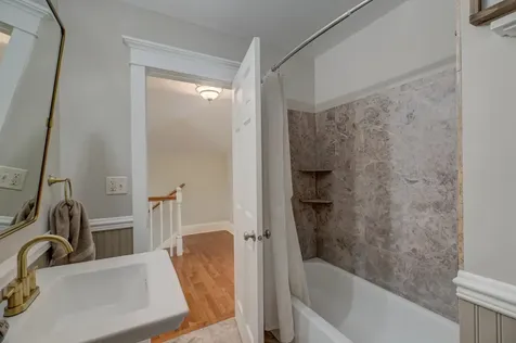 121 Cherry Street W Stillwater MN 55082